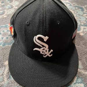 White Sox Fitted Cap with Patches size 7 5/8